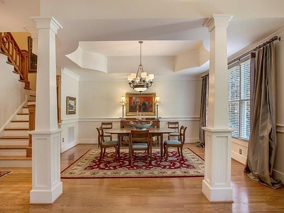 4th image of 8 Tallowood Ct