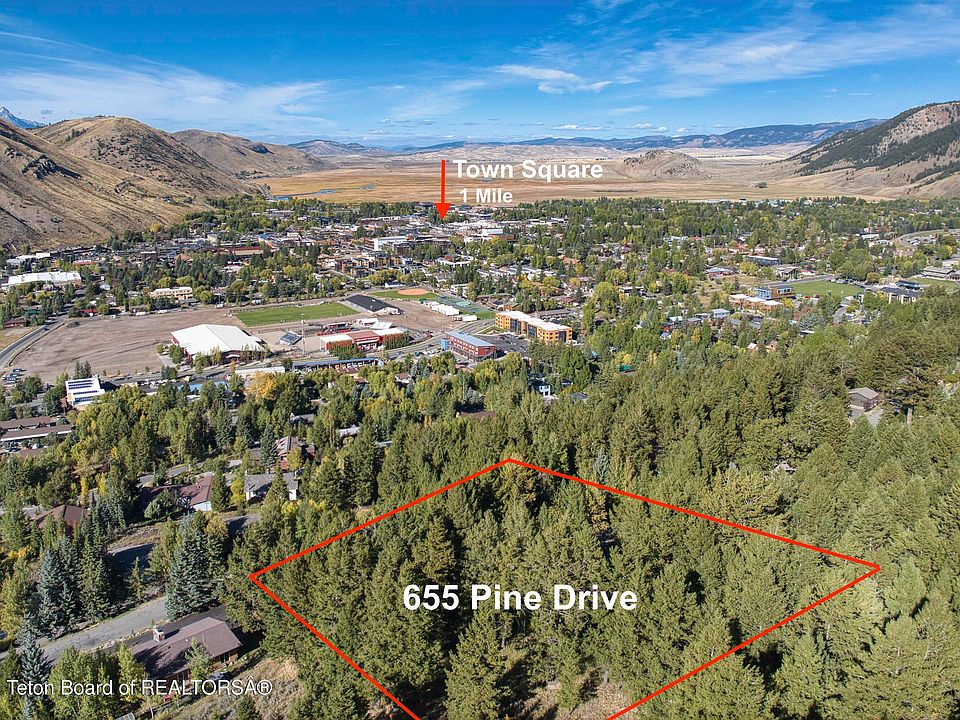 2nd image of 655 Pine Dr