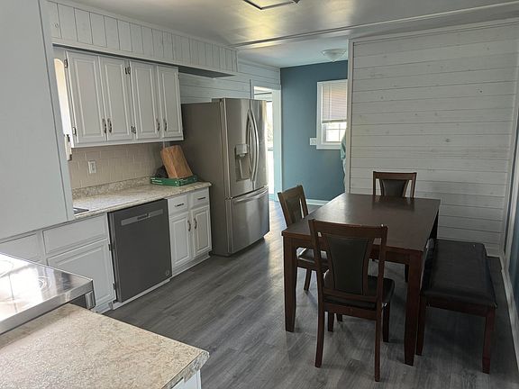 5th image of 5702 Leona Ave
