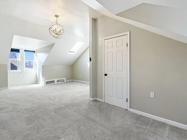 1106 Goettman St — Photo 22