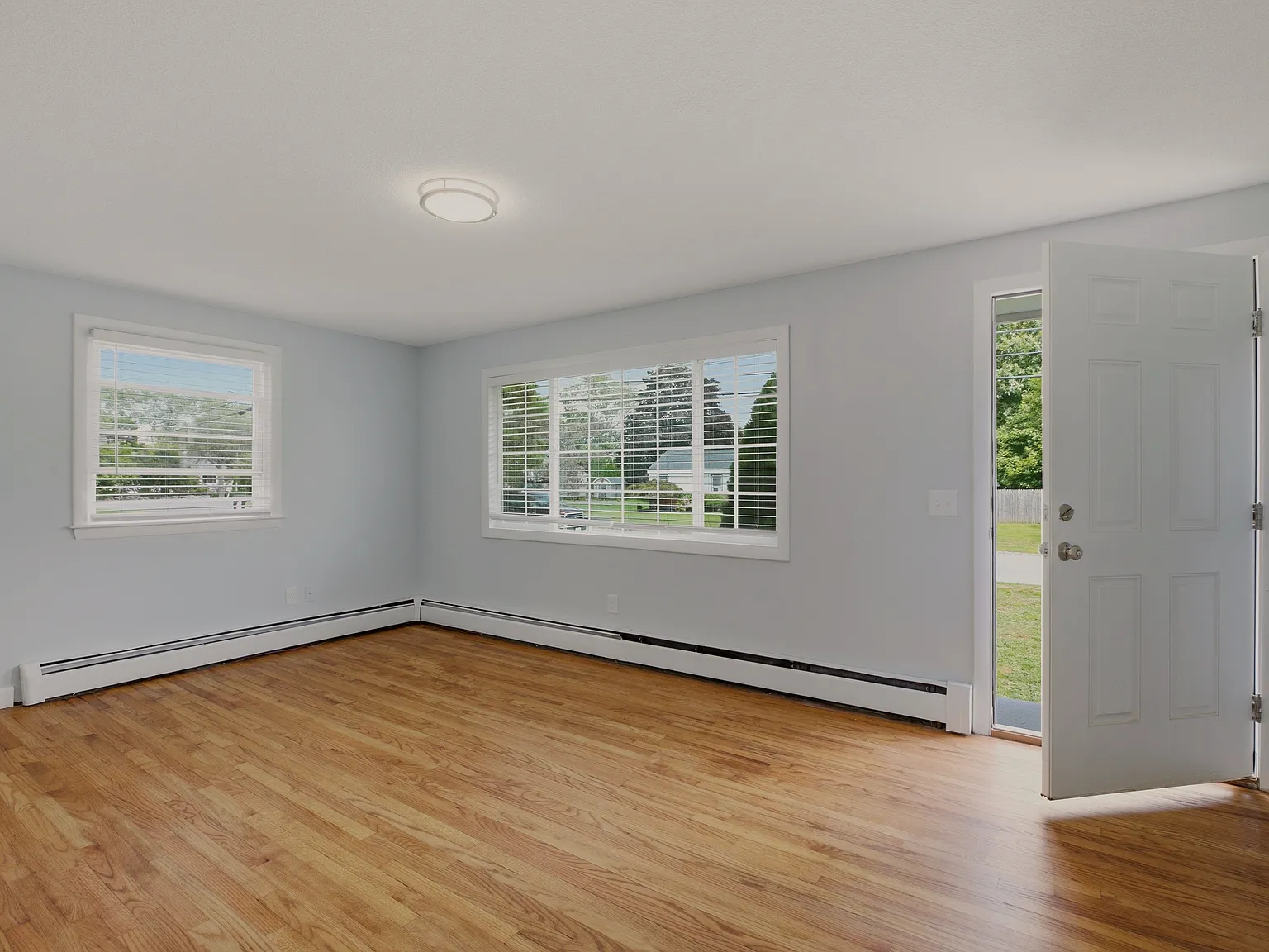 3 bed, 1508 sqft, $3,700 — Photo 3
