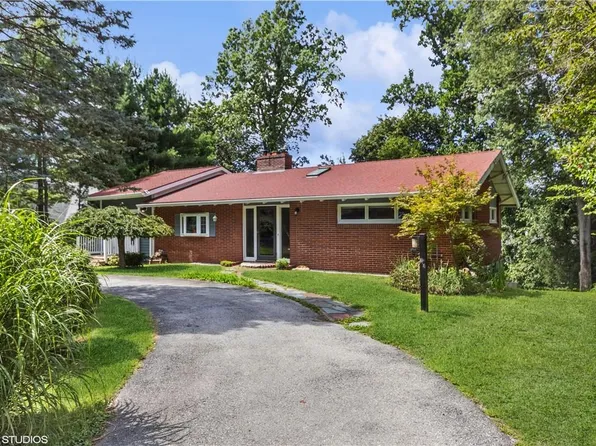39 Glenford Avenue, Beacon, NY 12508