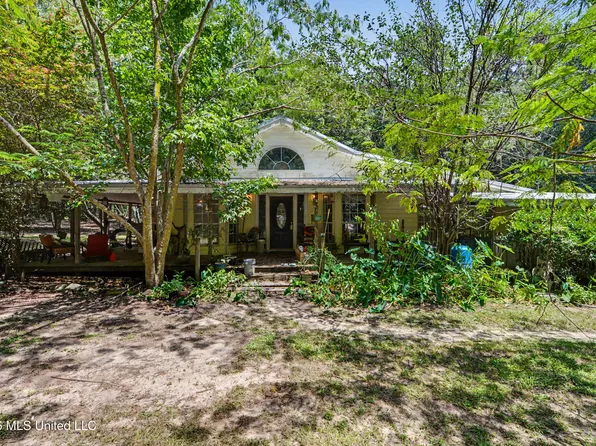 2637 Polly Lake Rd, Vancleave, MS 39565