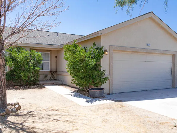 1385 Cooney Dr, Silver Springs, NV 89429