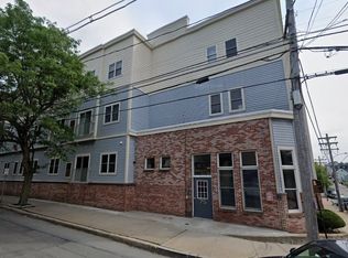 75 Walnut St UNIT 207, Peabody, MA 01960