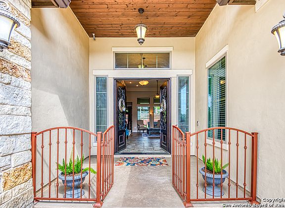 5th image of 3723 Coggeshall Ln