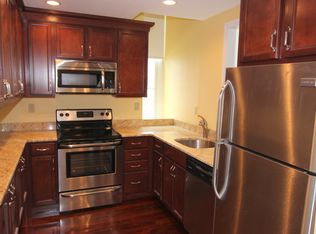 100 Commandants Way APT 105, Chelsea, MA 02150