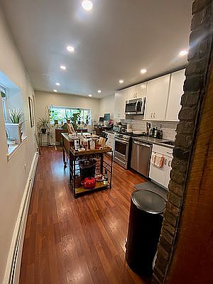 2nd image of 405 14th St #1