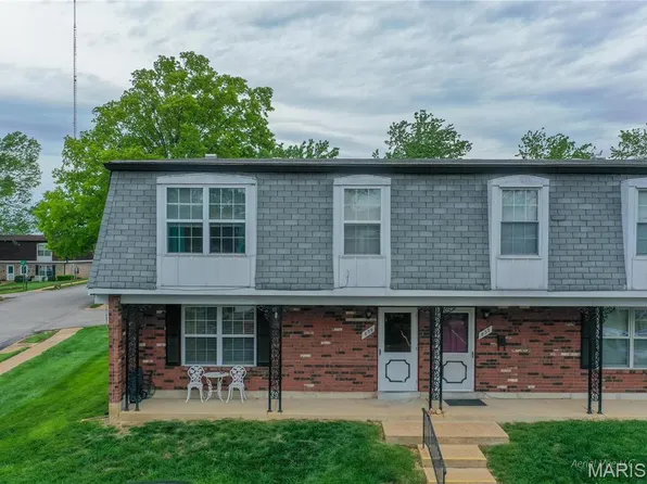 839 Dumont Pl, Saint Louis, MO 63125