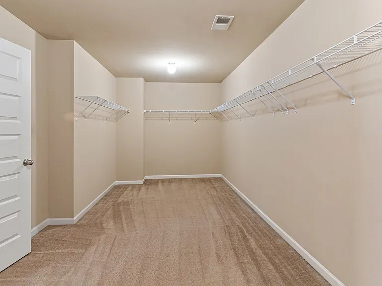 3194 Waverly Ln — Photo 24