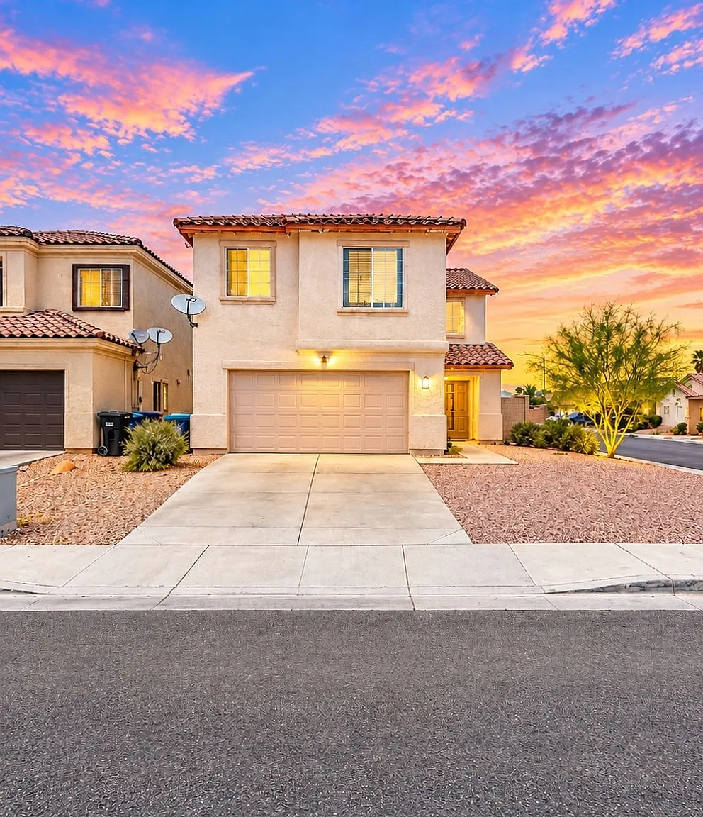 5 bed, 3.5 bath, 2204 sqft, $2,500 — Photo 1