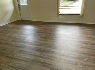 5551 Sawgrass Rd #B, Sarasota, FL 34232