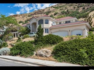6103 S Oak Canyon Dr, Salt Lake City, UT 84121