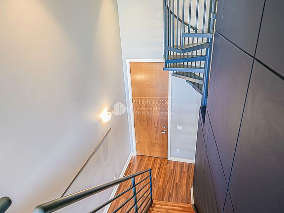 4th image of 380 10th St Unit 24