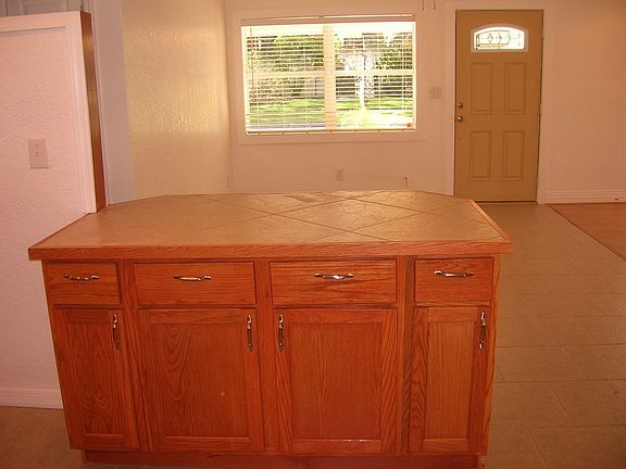 Breakfast Bar in Kitchen
