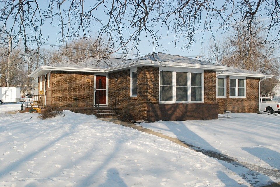 Nice 3 Bedroom Brick/Steel Siding Home-Lakefield, MN
