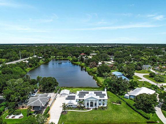 2nd image of 8704 CITRUS PARK Boulevard