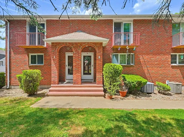 417 Brown St Unit 2, Attleboro, MA 02703