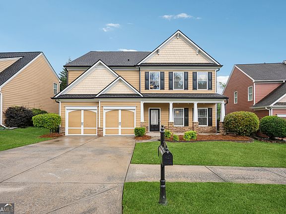2nd image of 2040 Village Green Dr