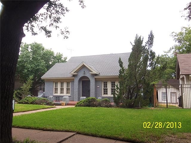 2nd image of 2554 Greene Ave