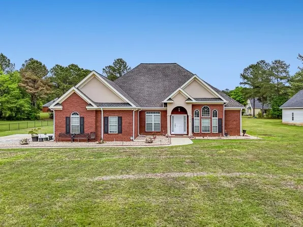 106 Ivy Ln, Albany, GA 31721