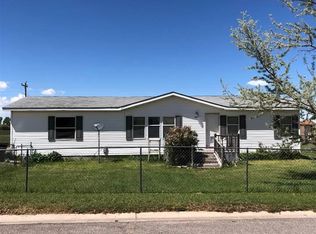 545 7th St, Mountain View, WY 82939