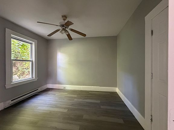 5th image of 136 E Liberty St #1W