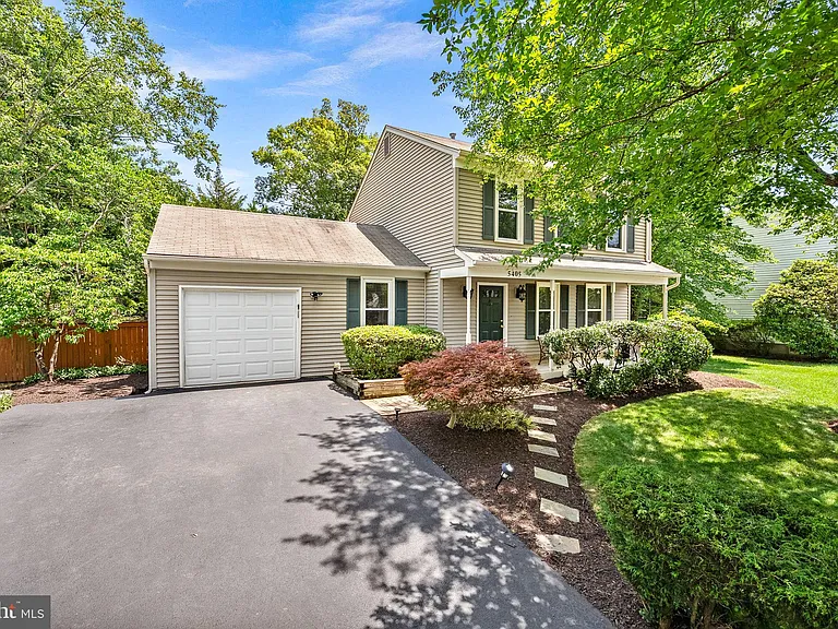 5405 Hampton Forest Way — Photo 57