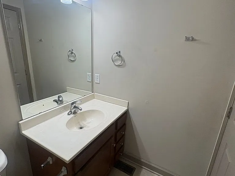 110 Audley Ct — Photo 86