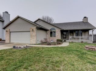 1356 Moundview Ln, Decatur, IL 62526