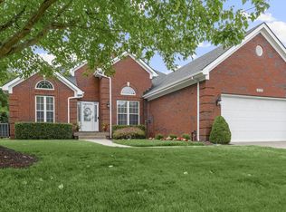 3710 Stonyrun Cir, Louisville, KY 40220