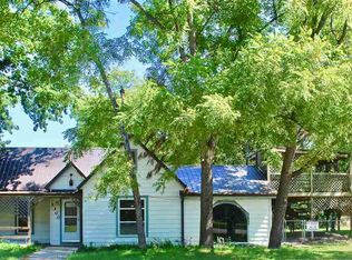 1300 S Poplar St, Hutchinson, KS 67501