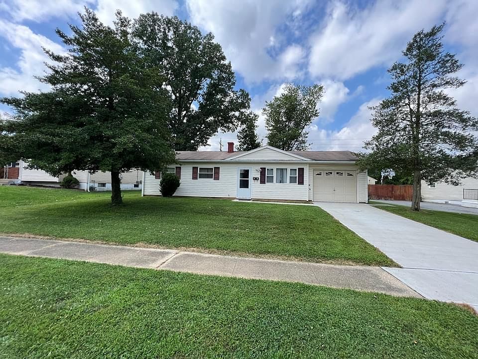 1st image of 46 Lynch Farm Dr
