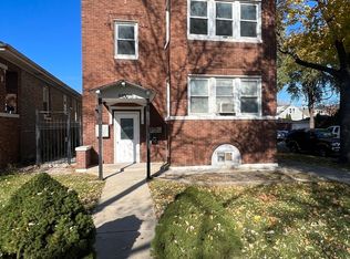 5100 W George St, Chicago, IL 60641