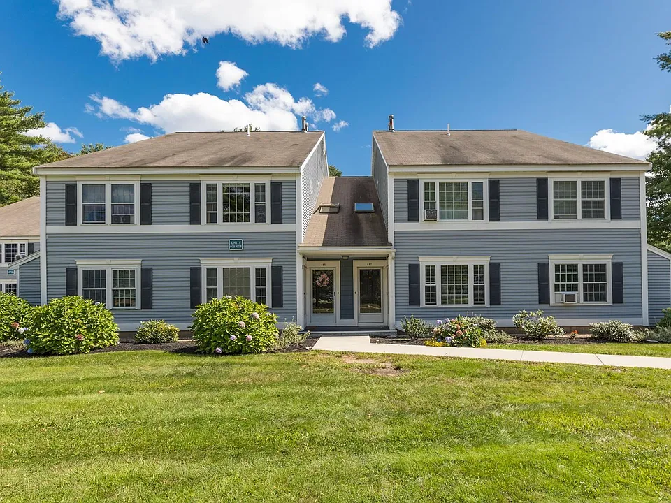 608 Springbrook Cir #608