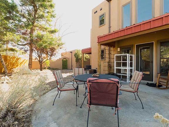 4th image of 2979 Camino Piedra Lumbre