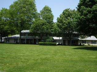 2510 Williamsburg Dr, Uniontown, OH 44685