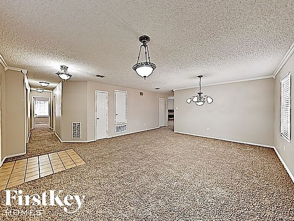 2nd image of 1300 Leeward Ln