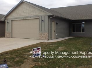 7902 W Lobelia St, Sioux Falls, SD 57106