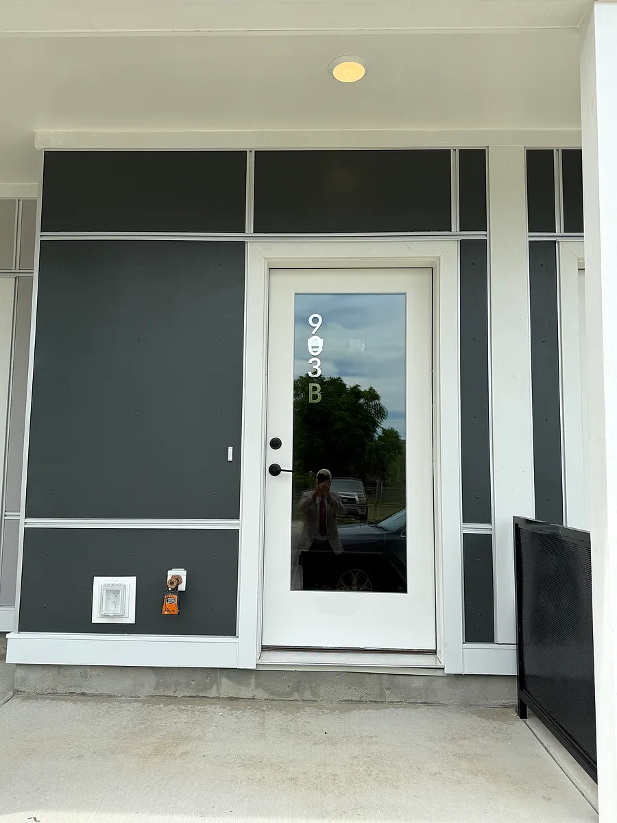 Building Photo - 903 Bainbridge St #B
