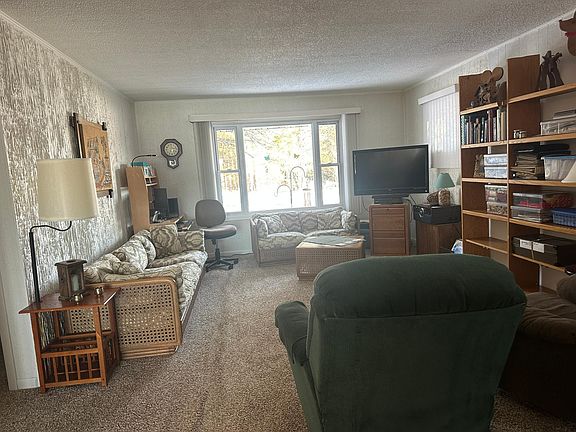 3rd image of 49306 Center Point Rd