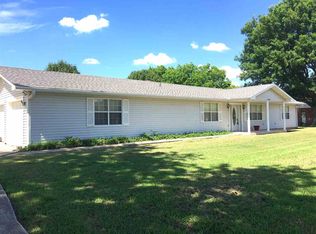 1010 Williams Dr, Sulphur, OK 73086