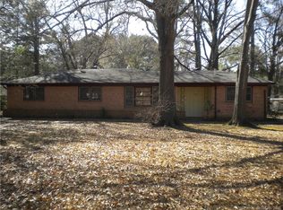 1865 Ridgecrest Dr, Shreveport, LA 71118