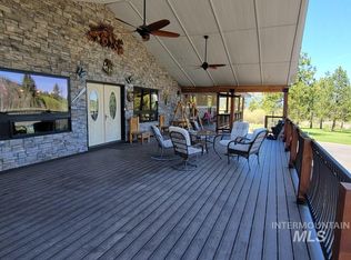 191 Clear Creek Rd, Cascade, ID 83611