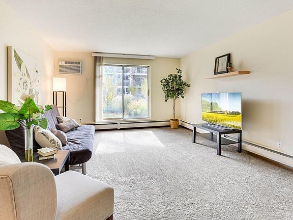 4th image of 7414 22nd St W #110