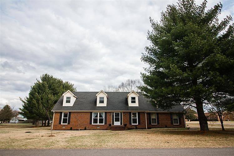 1st image of 5155 Chesterfield Dr