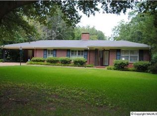 1614 Park St SE, Decatur, AL 35601