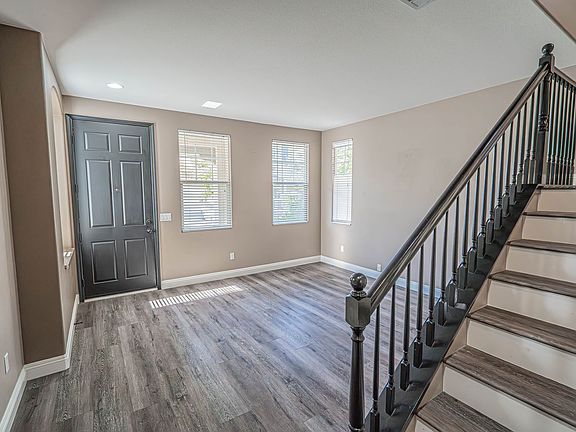 3rd image of 28920 Via Adelena