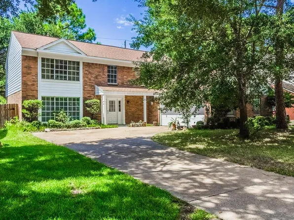 7511 Shangrila Ln, Houston, TX 77095
