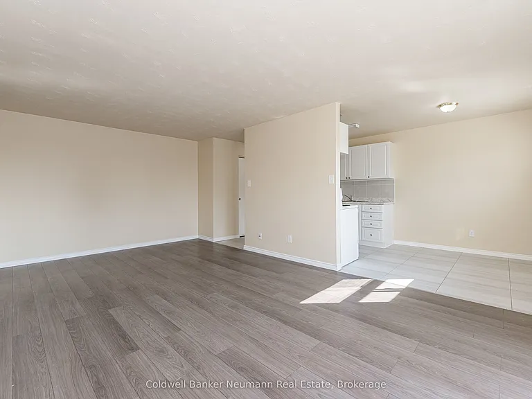 10 Glenbrook Dr — Photo 6